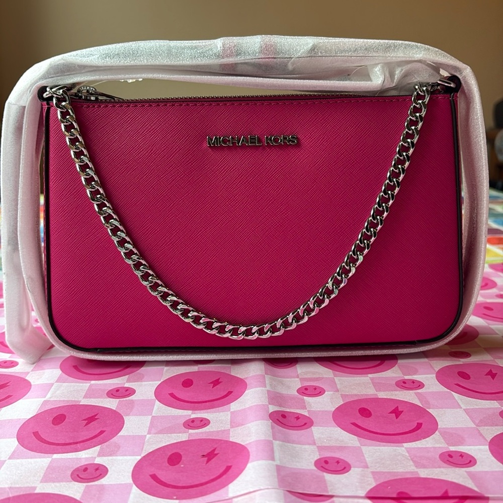 🌺🌸🌺 Michael Kors Pink Crossbody Bag with Silver Chain 🌺🌸🌺 NWT 🌺🌸🌺